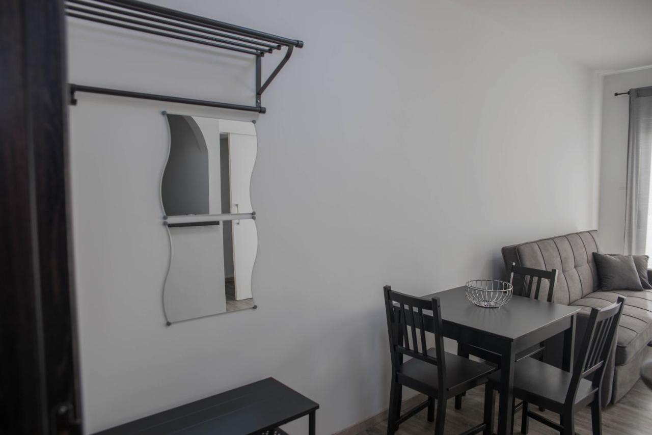 One Bedroom Apartment In Paphos In Good Location エクステリア 写真