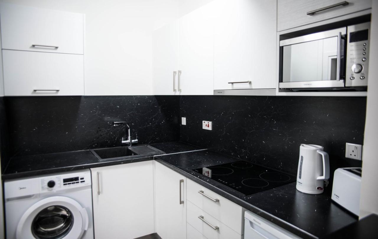 One Bedroom Apartment In Paphos In Good Location エクステリア 写真